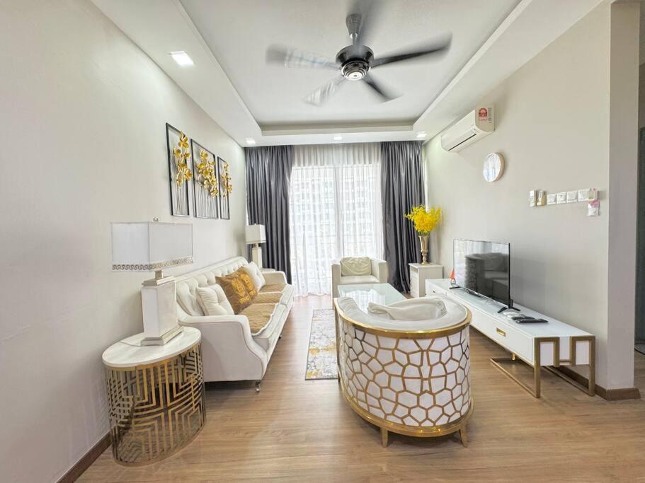 Minumum 7Days 3Br At Pju 10 Damansaradamai Petaling Jaya Exterior foto